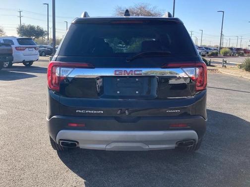 2023 GMC Acadia AWD SLT