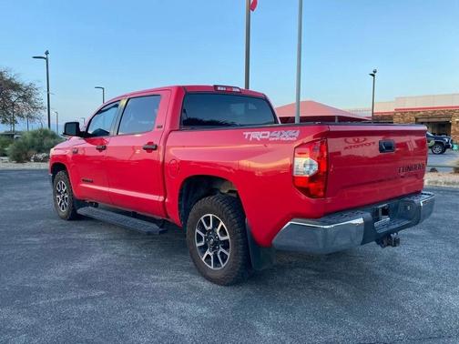 2015 Toyota Tundra SR5