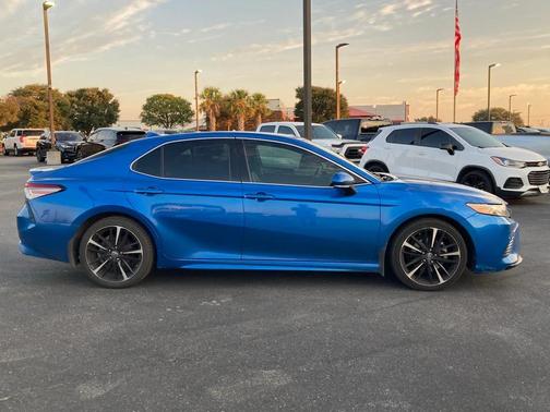 2019 Toyota Camry XSE