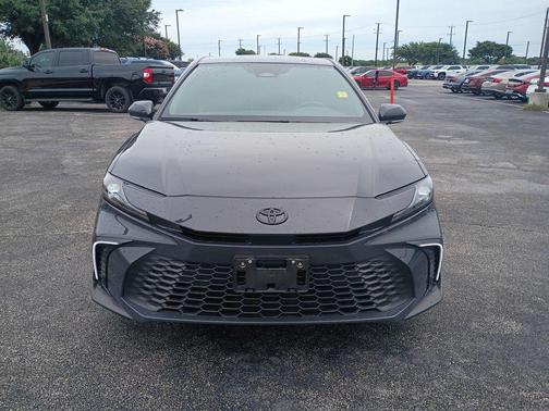 Underground 2025 Toyota Camry SE