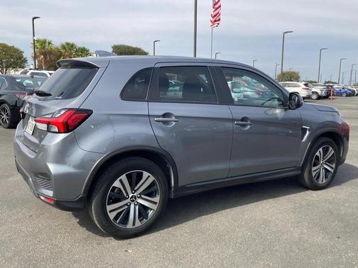 2024 Mitsubishi Outlander Sport SE