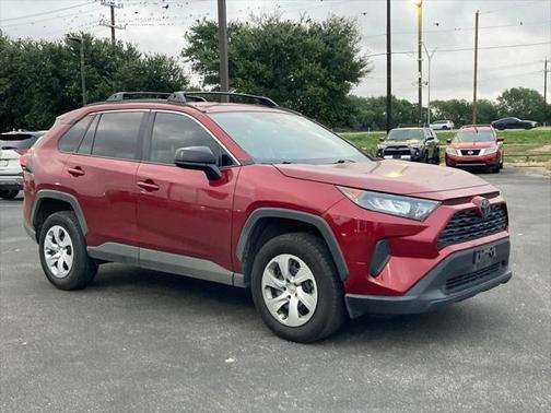 2020 Toyota RAV4 LE