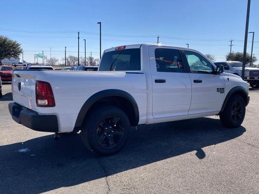2024 RAM 1500 Classic Warlock Crew Cab 4x2 5'7' Box