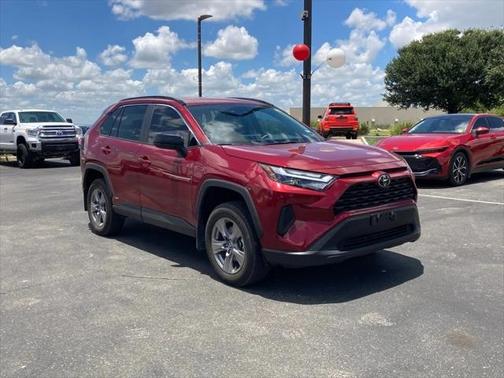 2025 Toyota RAV4 Hybrid LE