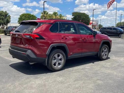 2025 Toyota RAV4 Hybrid LE