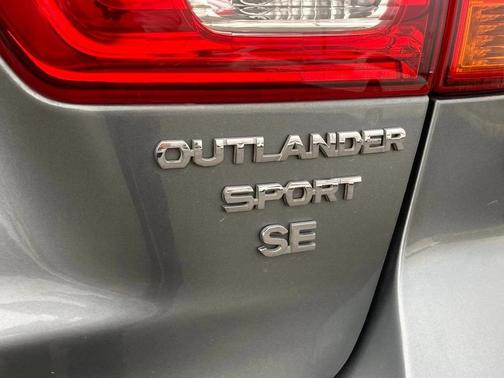 2019 Mitsubishi Outlander Sport SE