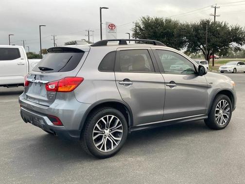 2019 Mitsubishi Outlander Sport SE