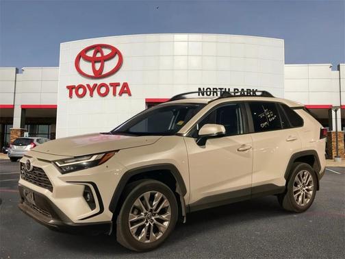 2023 Toyota RAV4 XLE Premium