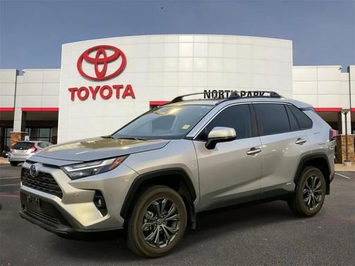 2023 Toyota RAV4 Hybrid XLE Premium