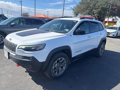2022 Jeep Cherokee Trailhawk