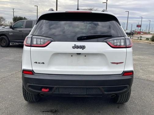2022 Jeep Cherokee Trailhawk