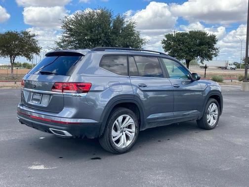 2022 Volkswagen Atlas 2.0T SE w/Technology