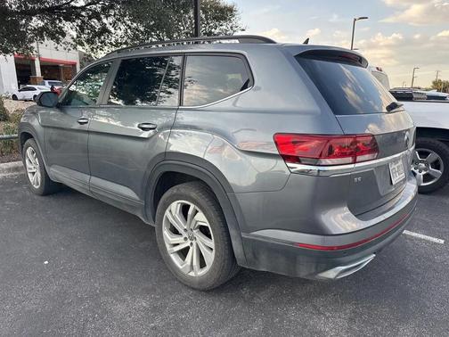 2022 Volkswagen Atlas 2.0T SE w/Technology