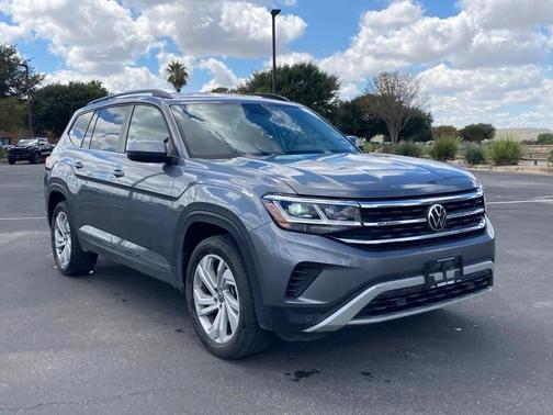 2022 Volkswagen Atlas 2.0T SE w/Technology