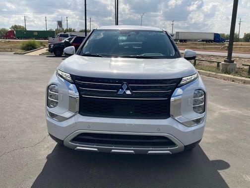 2024 Mitsubishi Outlander SE 2.5 S-AWC