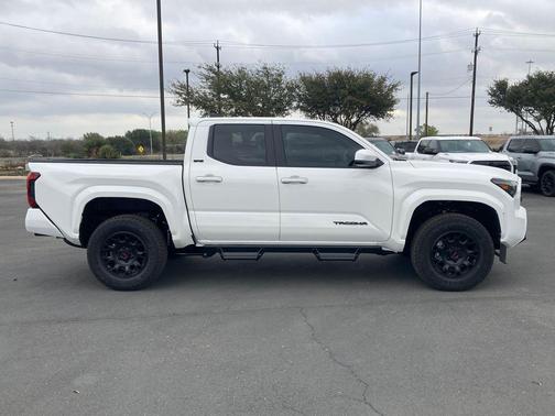 Ice Cap 2026 Toyota Tacoma SR5