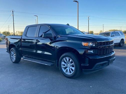 2022 Chevrolet Silverado 1500 Custom