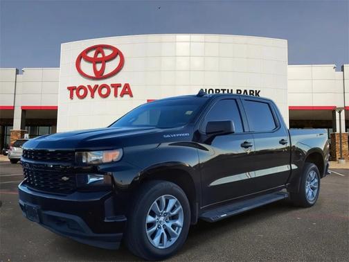 2022 Chevrolet Silverado 1500 Custom