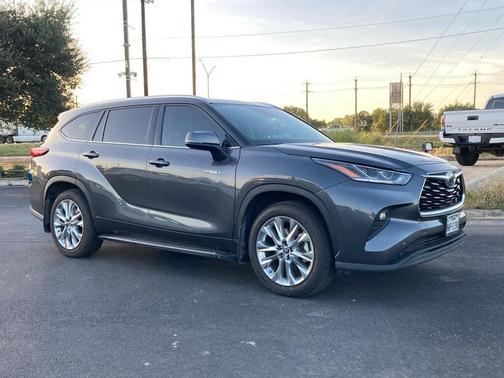 2021 Toyota Highlander Hybrid Limited