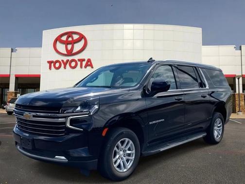 2023 Chevrolet Suburban LT