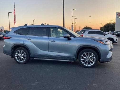 2021 Toyota Highlander Hybrid Limited