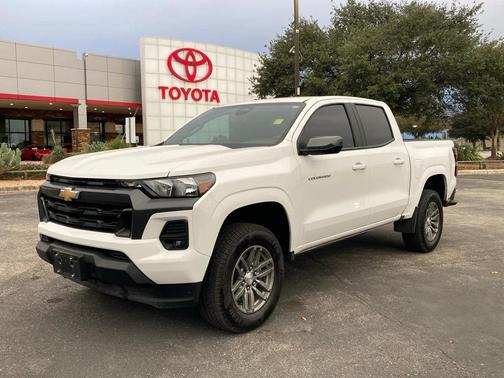 2024 Chevrolet Colorado LT