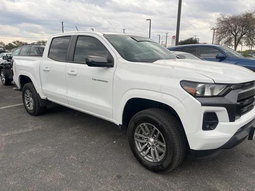 2024 Chevrolet Colorado LT