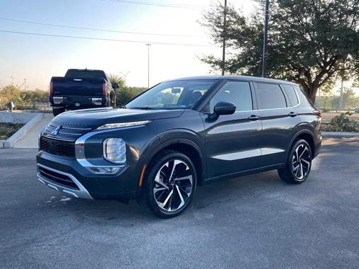 2024 Mitsubishi Outlander SE Black Edition S-AWC