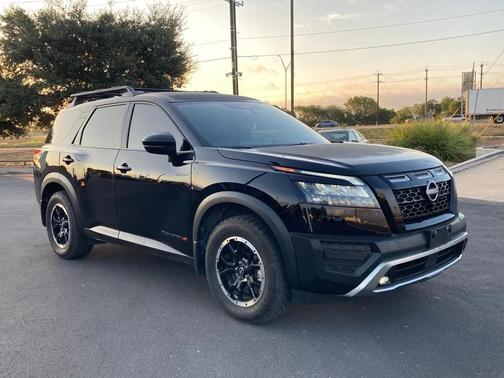 2024 Nissan Pathfinder Rock Creek 4WD