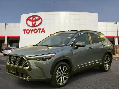 2024 Toyota Corolla Cross XLE