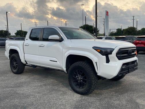 Ice Cap 2026 Toyota Tacoma SR5