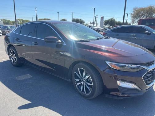2021 Chevrolet Malibu FWD RS