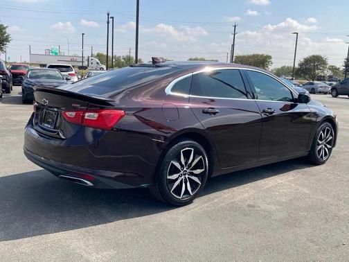2021 Chevrolet Malibu FWD RS