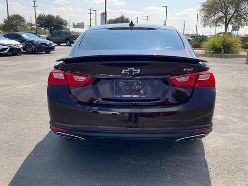2021 Chevrolet Malibu FWD RS