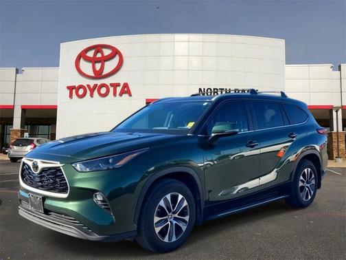 2023 Toyota Highlander XLE