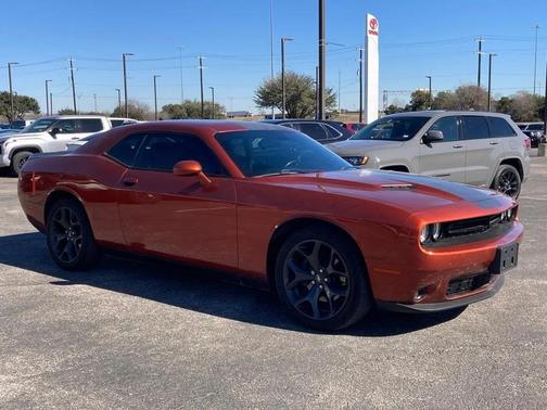 2020 Dodge Challenger SXT
