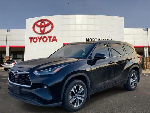 2022 Toyota Highlander XLE