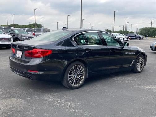 2020 BMW 530 530i