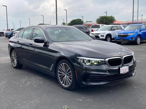 2020 BMW 530 530i