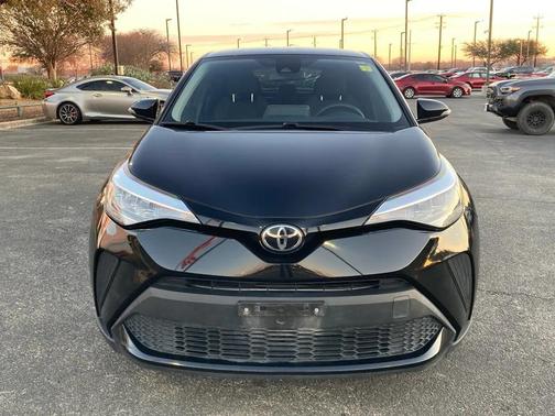2021 Toyota C-HR LE