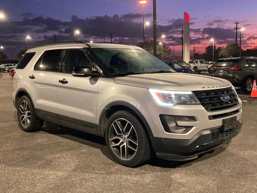 2016 Ford Explorer Sport