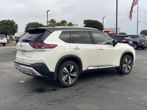 2022 Nissan Rogue Platinum