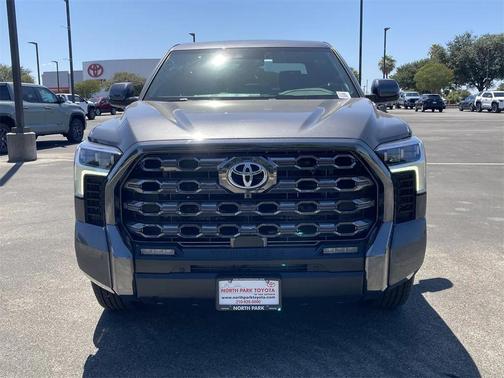 2026 Toyota Tundra Hybrid Platinum