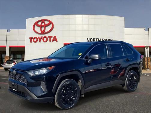 2020 Toyota RAV4 LE