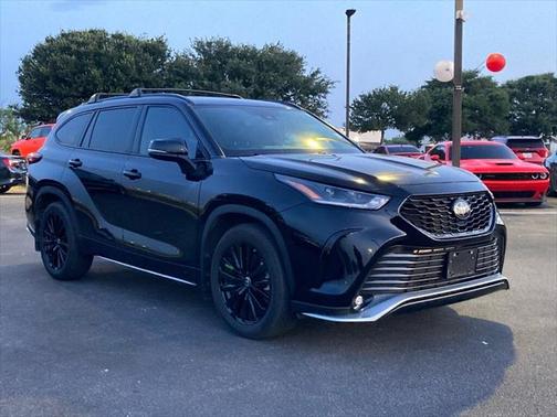 2023 Toyota Highlander XSE