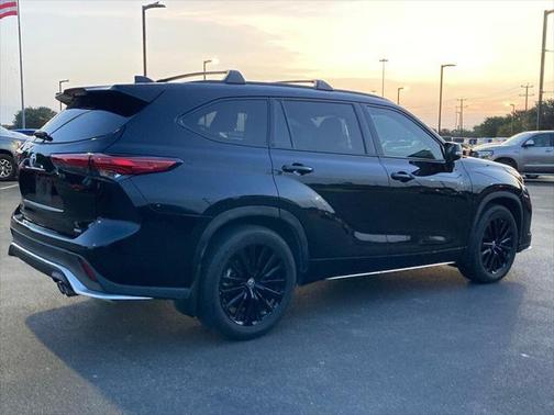 2023 Toyota Highlander XSE