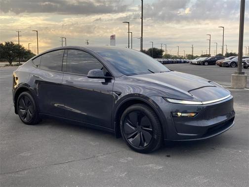 2026 Tesla Model Y Long Range Dual Motor All-Wheel Drive