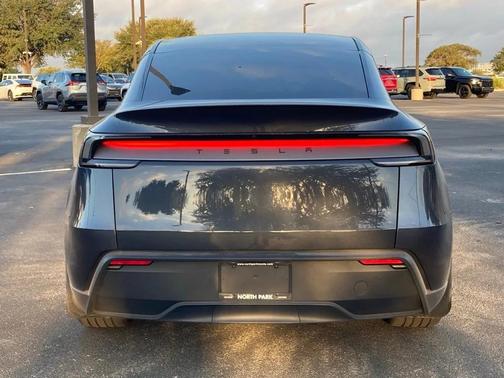 2026 Tesla Model Y Long Range Dual Motor All-Wheel Drive