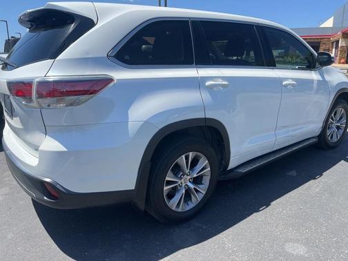 2015 Toyota Highlander LE Plus