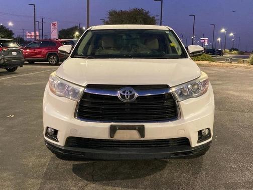 2015 Toyota Highlander LE